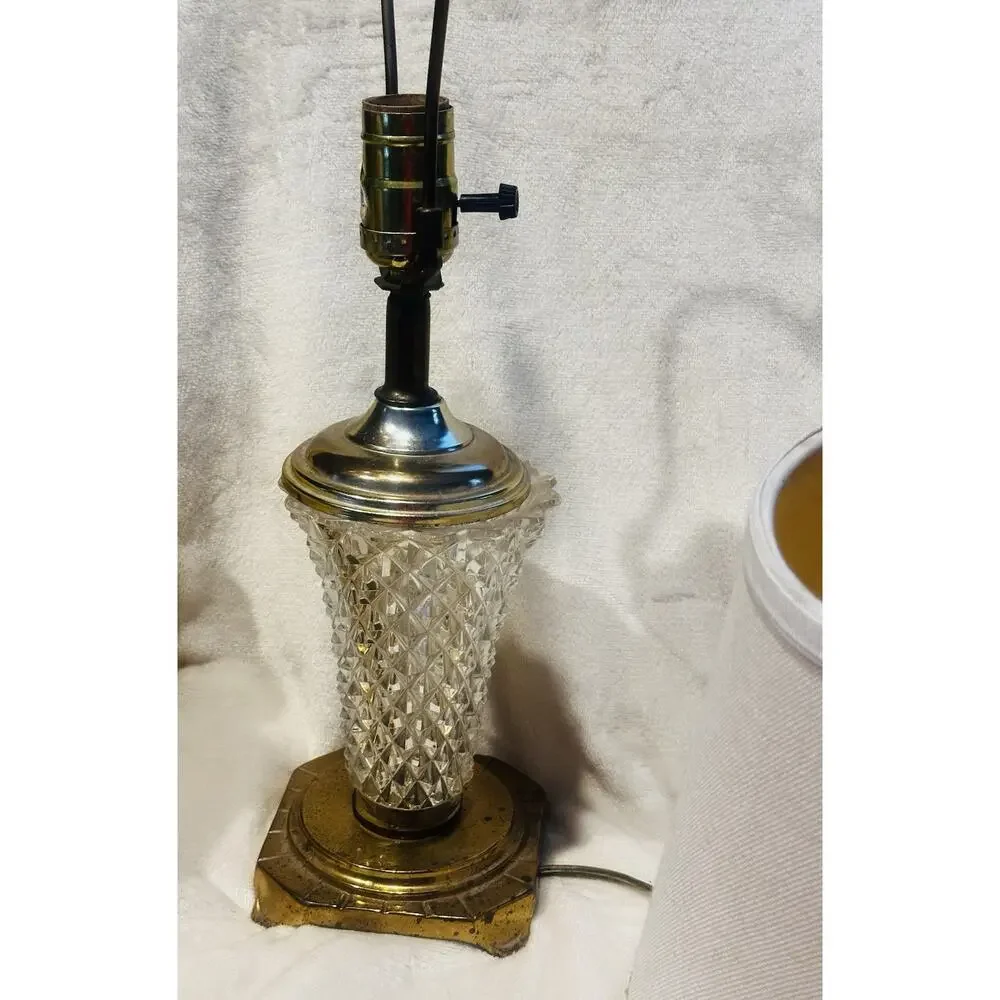 Vtg Crystal Cut Glass Table Lamp Brass Base Hollywood Regency Style Numbered 415